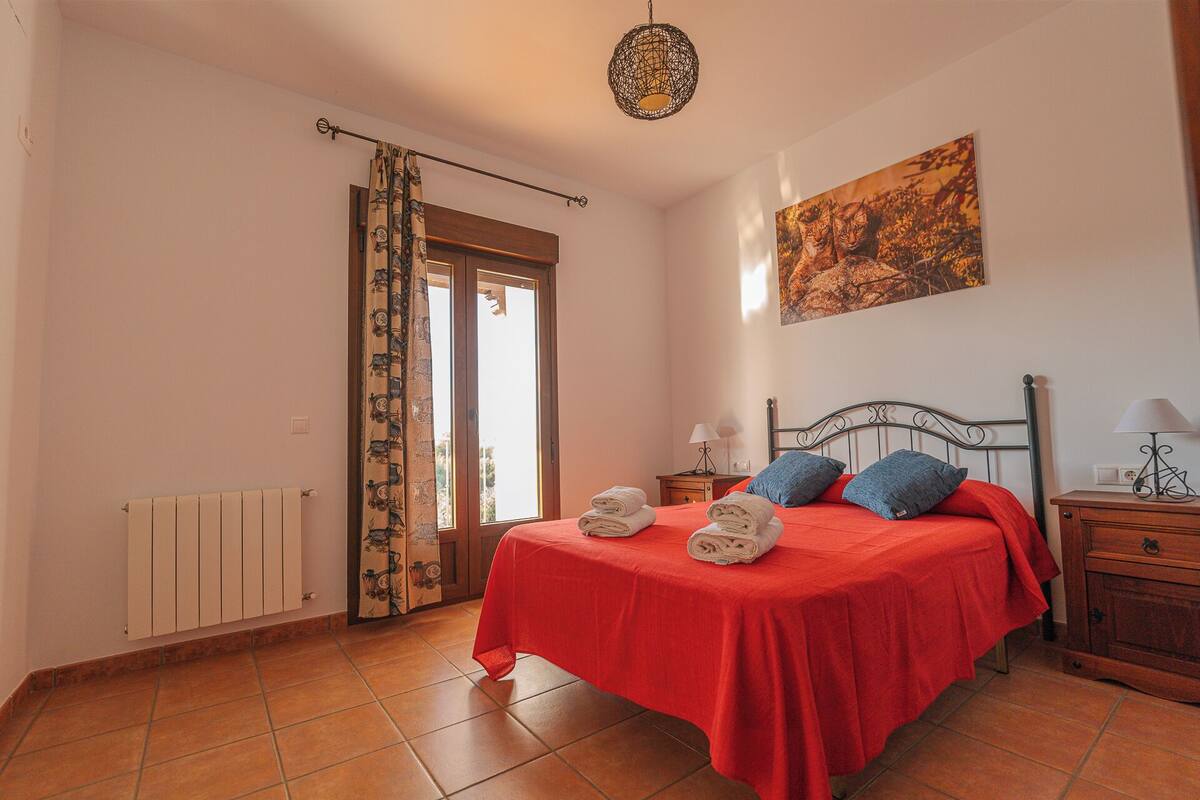 Maison, 6 chambres, piscine privée, vue montagne