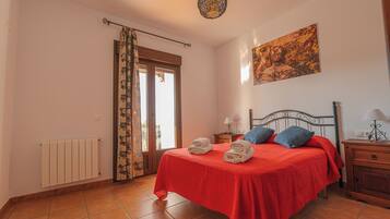 House, 6 Bedrooms, Private Pool, Mountain View | 6 bedrooms, blackout drapes, iron/ironing board, free cribs/infant beds