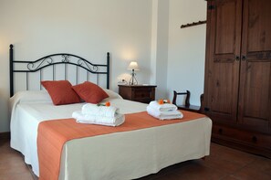 House, 6 Bedrooms, Private Pool, Mountain View