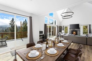 Dining - New Home 2 Mstrs, AC, EV Chgr, Pool Table, Lake Rights (Lake Arrowhead)