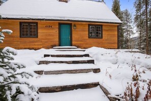 Exterior - Regal Chalet: Blue River Cabin Near Breckenridge (Breckenridge)