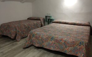 7 makuuhuonetta, silitysrauta/-lauta, Wi-Fi, vuodevaatteet