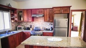 วิลล่า (2 Bedrooms) | ครัวส่วนตัว | เครื่องชงกาแฟเอสเปรสโซ, เตาอบ, เตาประกอบอาหาร, เครื่องครัว/จาน/ช้อนส้อม