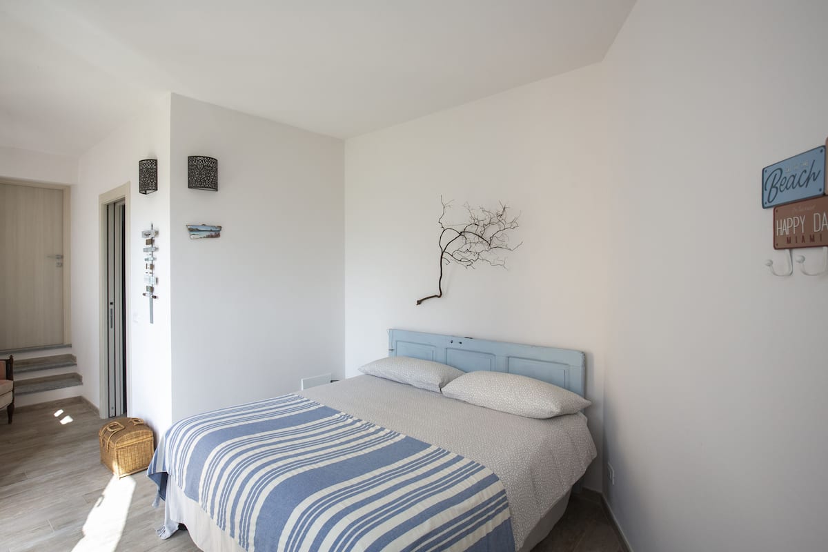 Deluxe-Doppelzimmer, Gartenblick (Sambuco) | Betten mit Memory-Foam-Matratzen, individuell dekoriert