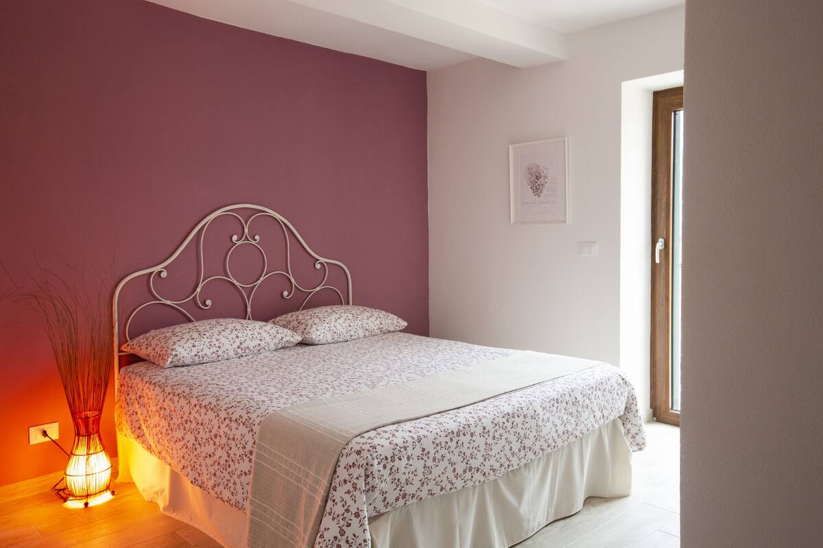 Deluxe Double Room, Partial Sea View (Moscato d'Amburgo) | Busa memori, Wi-fi percuma, dihias secara berasingan 