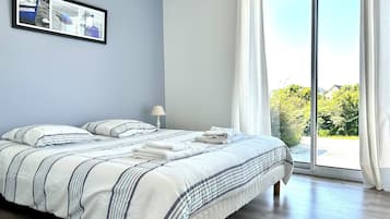 4 habitaciones, tabla de planchar con plancha y wifi gratis