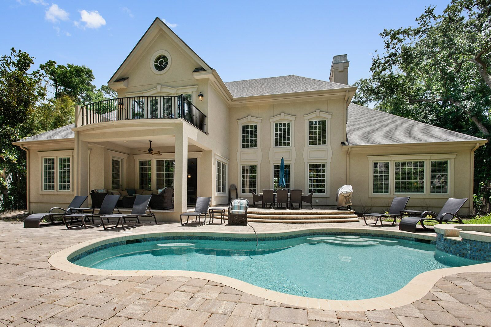 Beheizter Pool