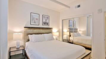 2 bilik tidur, seterika/papan seterika, Wi-fi, cadar katil