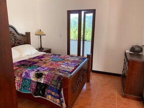 3 Schlafzimmer, Zimmersafe, Schreibtisch, Bügeleisen/Bügelbrett