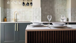 Interior - This house is a 4 bedroom(s), 3 bathrooms, located in Manchester, England. (Manchester)