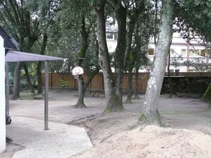 Enceinte de lâhĂ©bergement