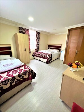 Standard Triple Room | Minibar, desk, iron/ironing board, free WiFi - Viva Hotel (Istanbul)