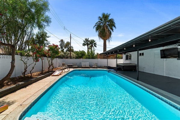 Piscina externa