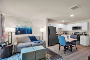 Suite, 1 Bedroom, Balcony | 1 bedroom, pillowtop beds, laptop workspace, blackout drapes