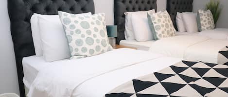 Chambre Triple | Draps en coton égyptien, literie de qualité supérieure