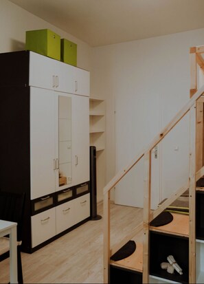 Apartment | Wohnzimmer | Flachbildfernseher