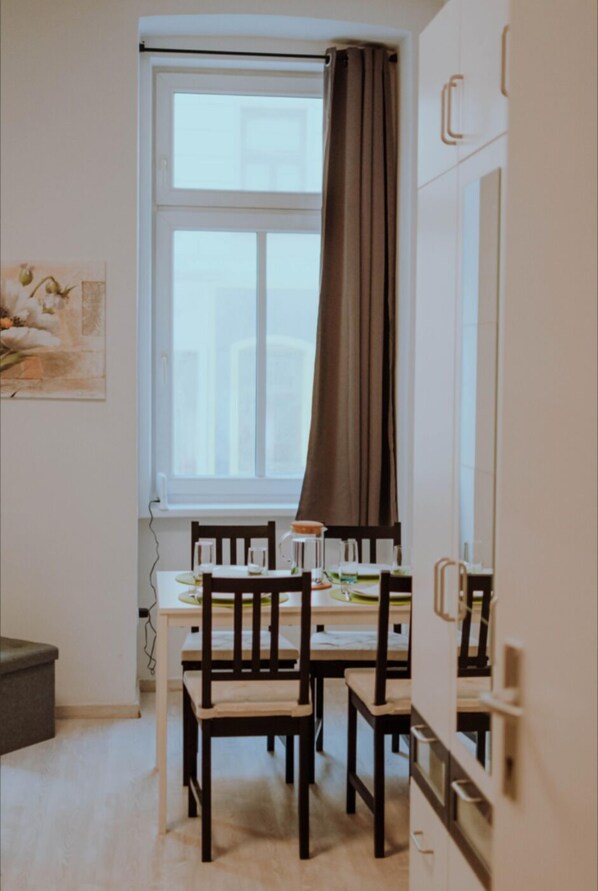 Apartment | In-room dining