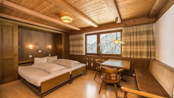 Classic Studio, Annex Building | 1 bedroom, free WiFi