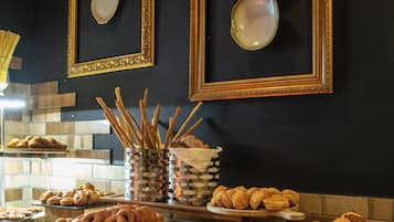 Free continental breakfast