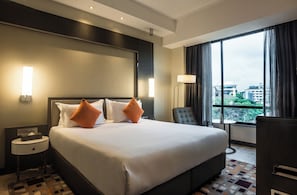 1 bedroom, premium bedding, minibar, in-room safe