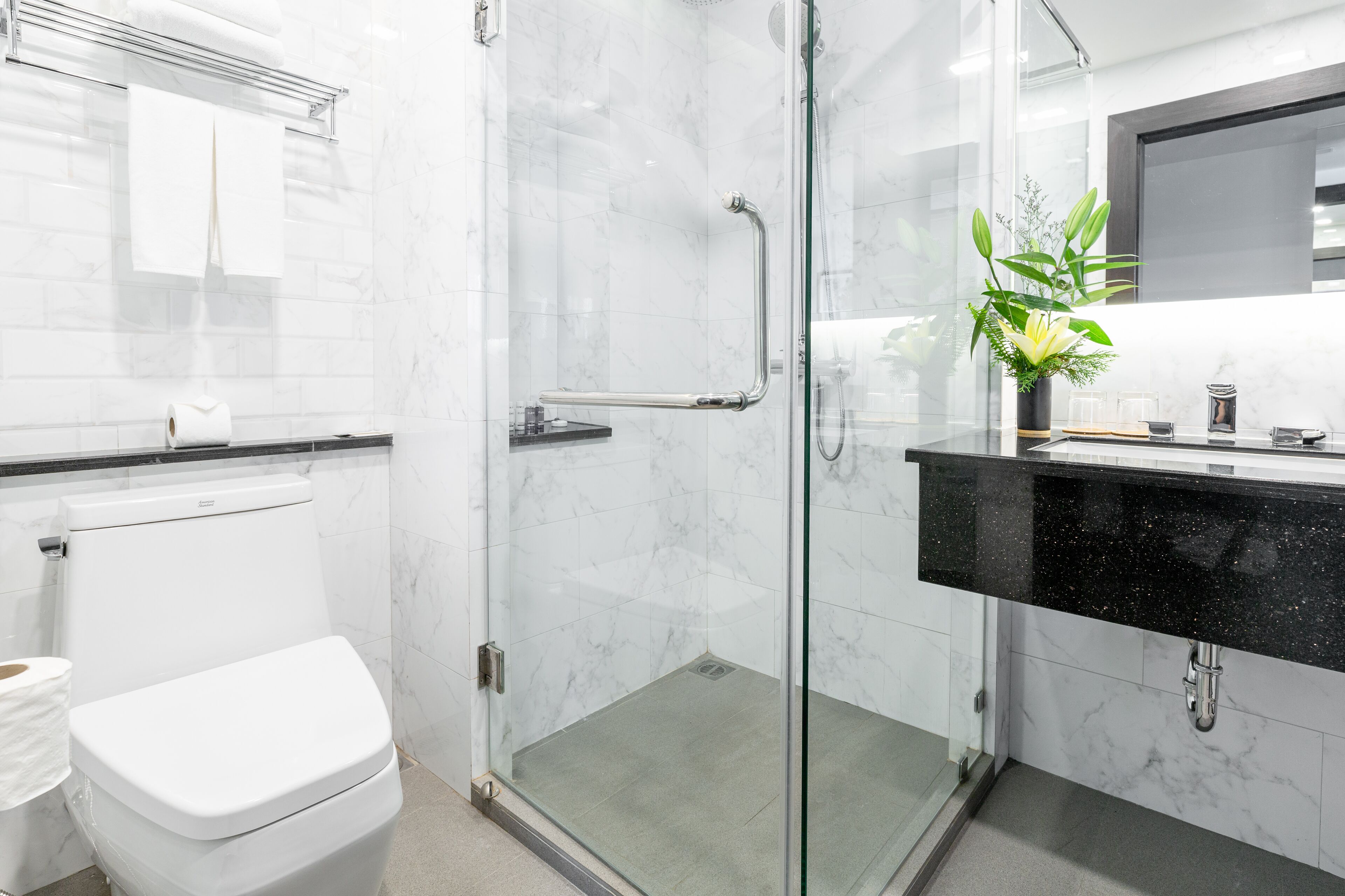 Photo - SureStay Hotel by Best Western Vientiane