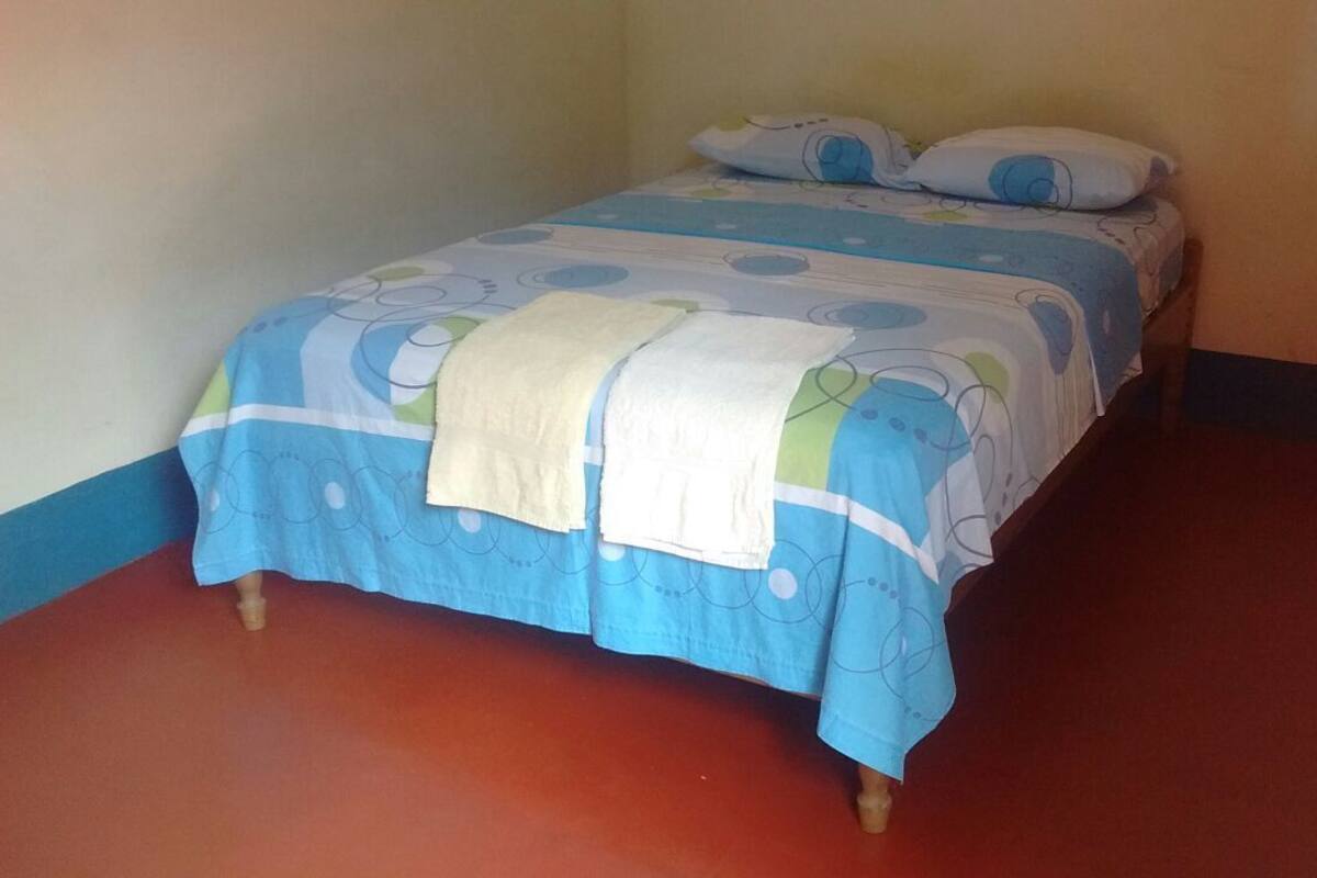 Double Room | Free WiFi, bed sheets, wheelchair access