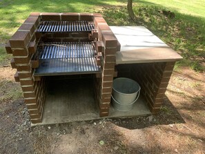 Property grounds - Canadensis Craftsman Getaway in the Poconos (Canadensis)