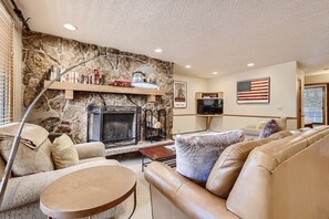 Smart-tv en een open haard