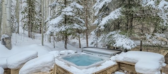 970 Fairway Ct., Vail Golf Course Home - Hot Tub, Fire Pit