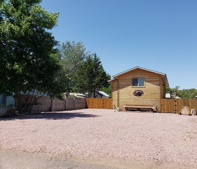  2 bdrm, 3 beds. Quiet Retreat. Fenced in Unit, pet friendly, no pet fee!