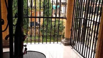 Bagian depan properti