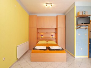 1 室のベッドルーム、インターネット