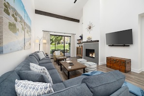 Smart TV - Santa Rosa Cove #7 - Fairway/Mt. View - Pet Friendly (La Quinta)