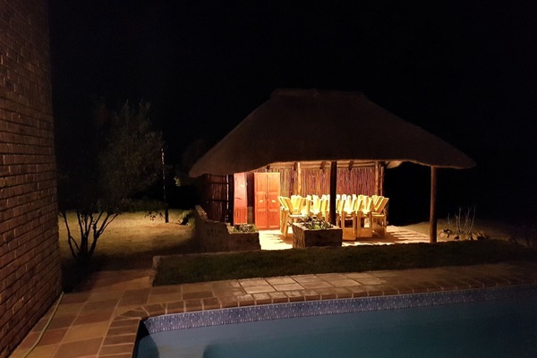 Kawasan bankuet terbuka