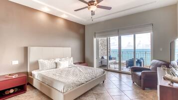 3 bedrooms, WiFi, bed sheets, wheelchair access