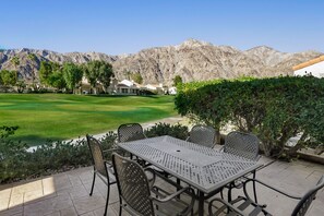 Outdoor dining - Santa Rose Cove #41, 3 BD/ 3.5 Bath, Pet Friendly Home (La Quinta)