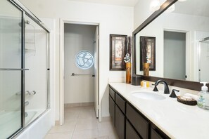 Hair dryer, towels - Beautiful Home on Golf Course with Amazing Mtn Views!  Permit 063495 (La Quinta)