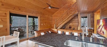 Callie`s Cabin sur le ruisseau - Lake View Cottage situé à quelques minutes de la ville