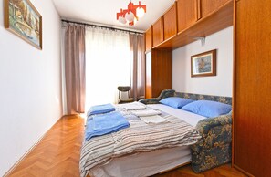 4 bedrooms, internet - Apartment 74/118 (Istria - Pula), 2000m from the beach (Pula)