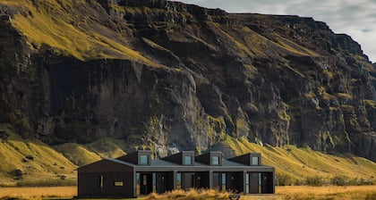 Seljalandsfoss Horizons