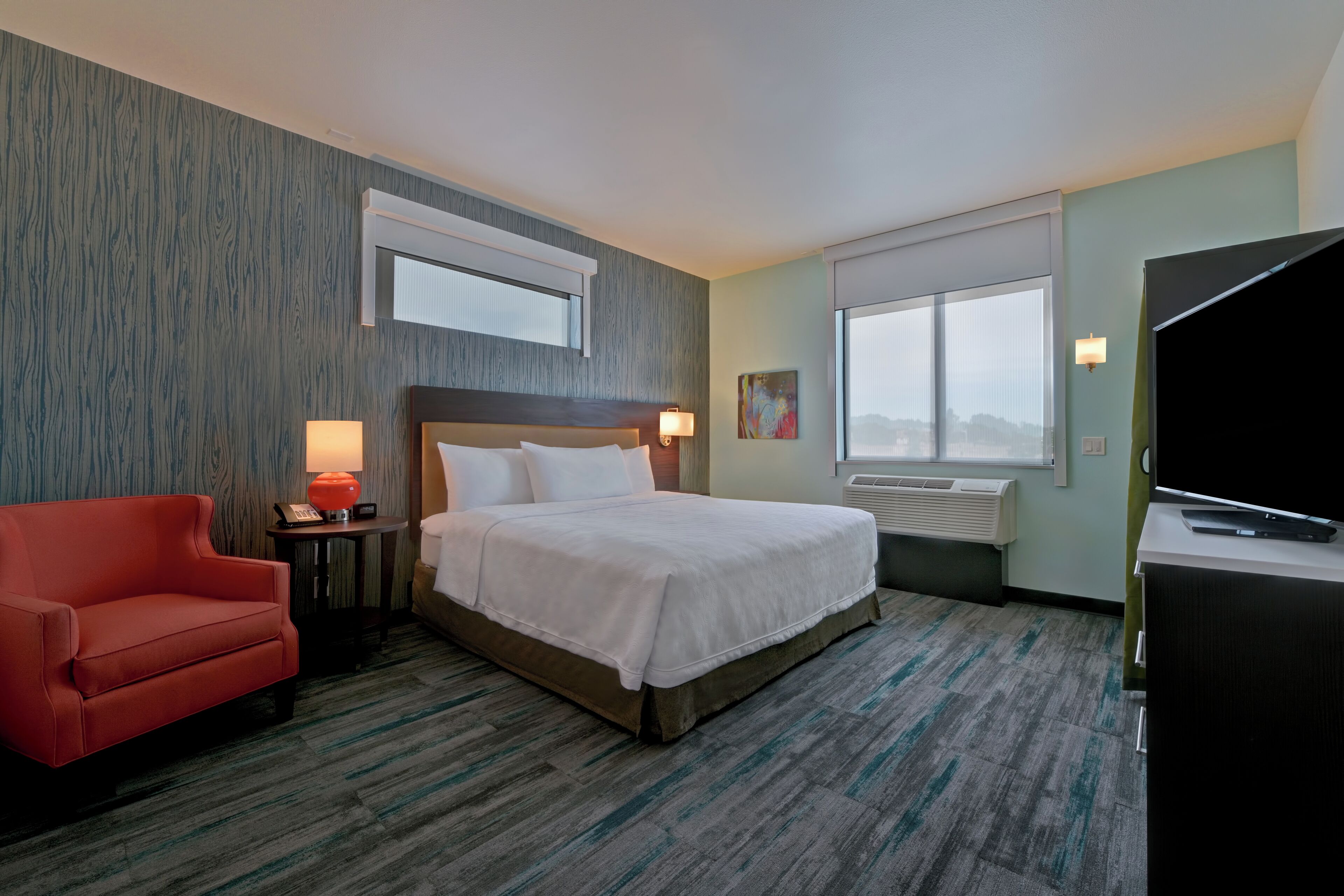 Bureau, espace de travail pour ordinateur portable, rideaux occultants