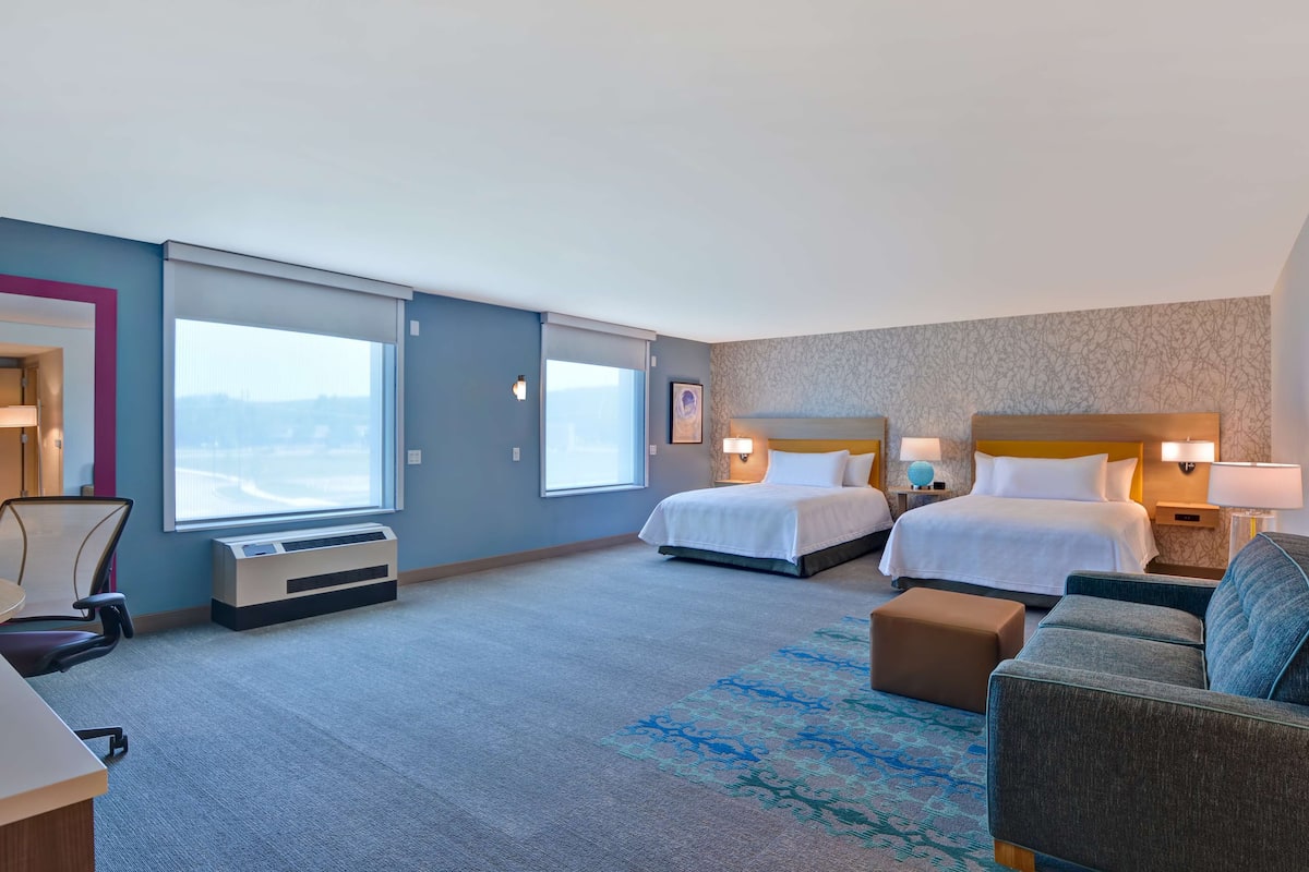 studio, 2 queen beds, accessible, bathtub (mobility & hearing) | desk, laptop workspace, blackout curtains, iron/ironing board