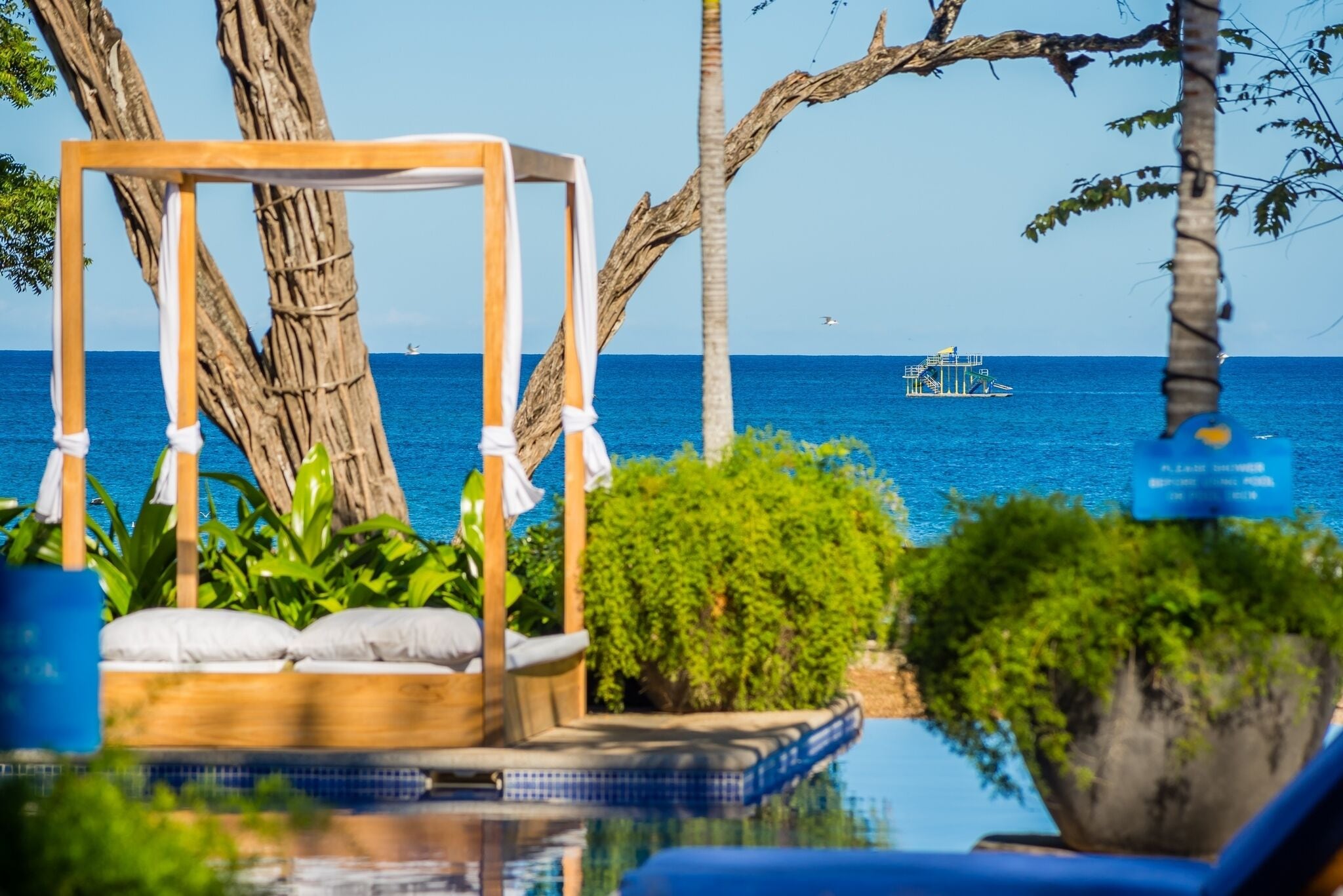 Beach nearby, white sand, beach cabanas, sun-loungers