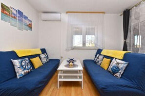 TV - Apartment 143/309 (Istria - Valbandon), 400m from the beach (Valbandon)