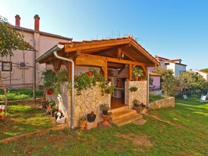 Exterior - Apartment 143/310 (Istria - Valbandon), 400m from the beach (Valbandon)