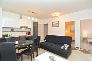 Interior - Apartment 242/1614 (Istria - Fažana), 200m from the beach (Fažana)