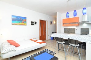 1 bedroom, internet