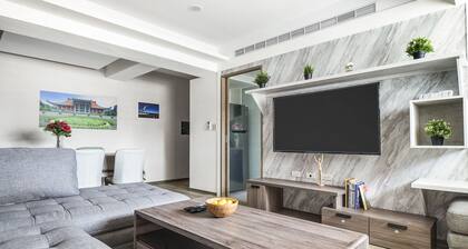 Modern 3B3bLDK, 2 Suites, 1min to Taipei Main Station MRT Y17