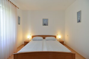 2 bedrooms, Internet - Apartment 336/769 (Istria - Poreč), 800m from the beach (Porec)