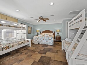 6 bedrooms, iron/ironing board, free WiFi, bed sheets